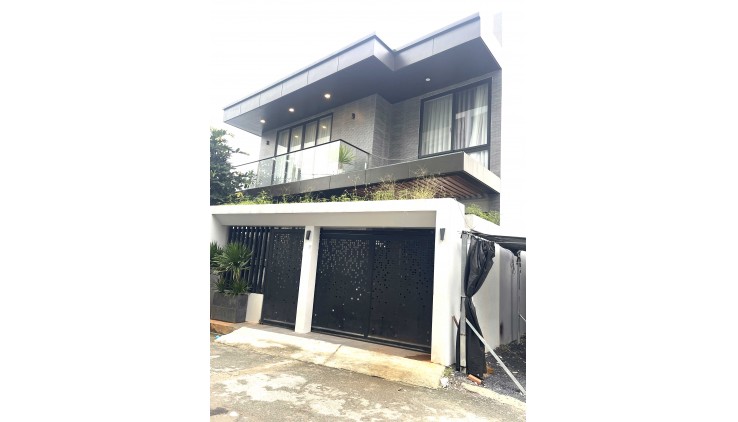 Biệt Thự Lô Góc Đẹp Lung Linh Hẻm Xe Hơi 99m2_9.9x10m Gần Tô Ngọc Vân Tam Phú Thủ Đức Chỉ 9,5 tỷ.